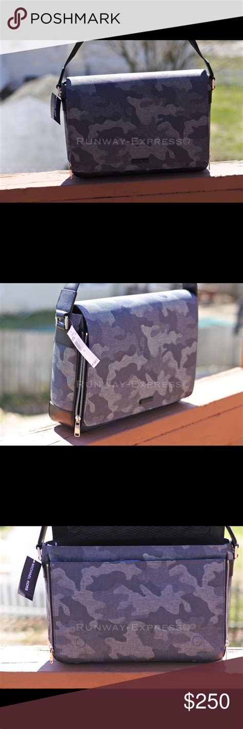 michael kors blue jet set camo messenger|Michael Kors jet Messenger.